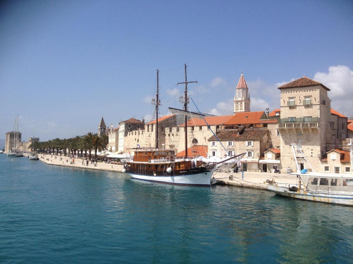 Seaside Villa With Private Pool Home By The Sea - Villa Trogir Exterior foto